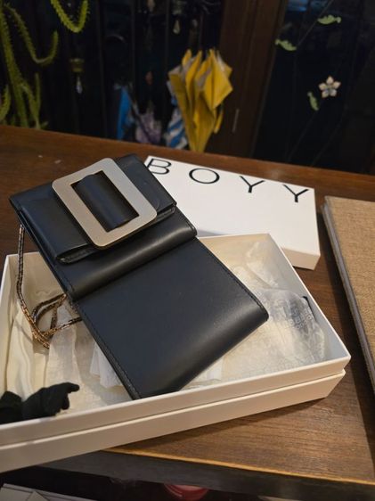 กระเป๋าสะพาย Boyy