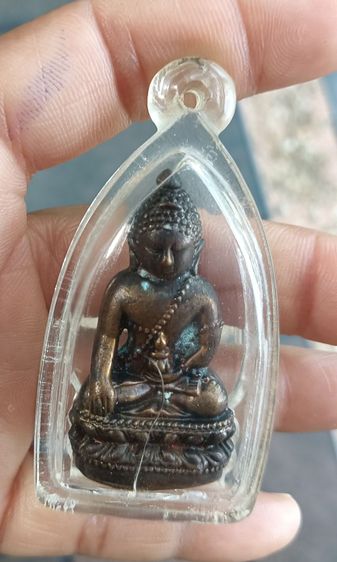 พระกริ่งกรอบพลาสติก 1 องค์