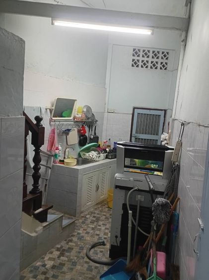 ตึกแถว 2 ชั้น ย่านบางลำพู ขนาด 10 ตารางวา รูปที่ 3