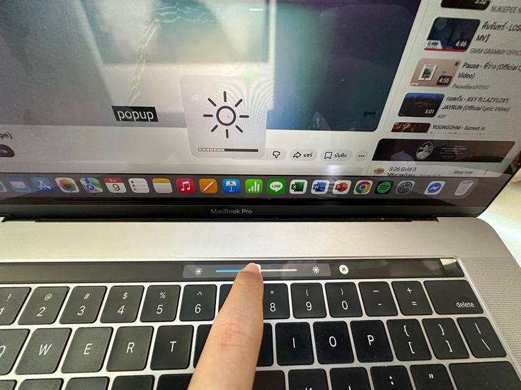 macbook pro 15" 2017 512gb  รูปที่ 18