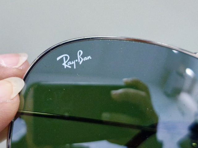  ขายด่วน Ray-Ban Aviator ของแท้ มือสอง
รุ่น RB3025 Aviator Large Metal

สภาพดี ใช้งานปกติ มีรอยเล็กน้อยตามการใช้งาน รูปที่ 2