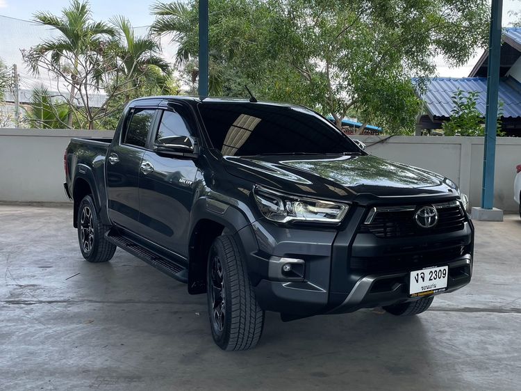 Toyota Hilux Revo 2023 Double Cab 2.4 Mid Prerunner Pickup ดีเซล ไม่ติดแก๊ส เกียร์ธรรมดา เทา รูปที่ 3
