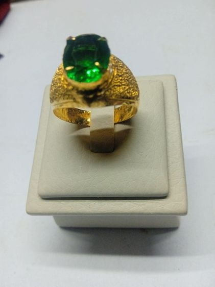 แหวนพลอย งานสวยๆ