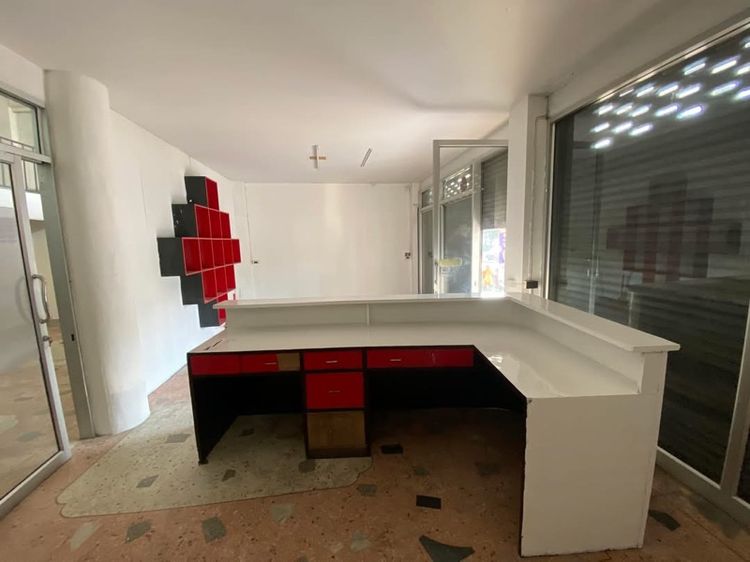 ให้เช่า อาคารพาณิชย์ 4 ชั้น ถนนอ่อนนุช 68 เหมาะสำหรับทำออฟฟิศ ค้าขาย เปิดร้านต่างๆ รูปที่ 2