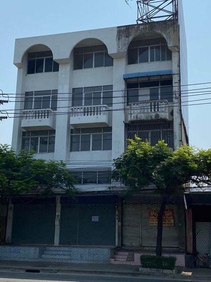 ให้เช่า อาคารพาณิชย์ 4 ชั้น ถนนอ่อนนุช 68 เหมาะสำหรับทำออฟฟิศ ค้าขาย เปิดร้านต่างๆ