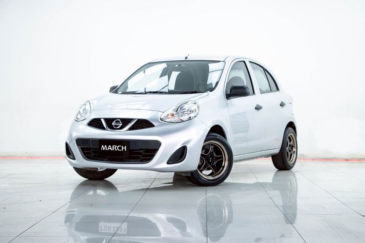 รถ Nissan March 1.2 E สี เทา