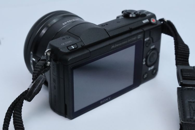 Sony A5100 + เลนส์ Sony E 16-50mm f-3.5-5.6 PZ OSS  ID26030093 รูปที่ 14