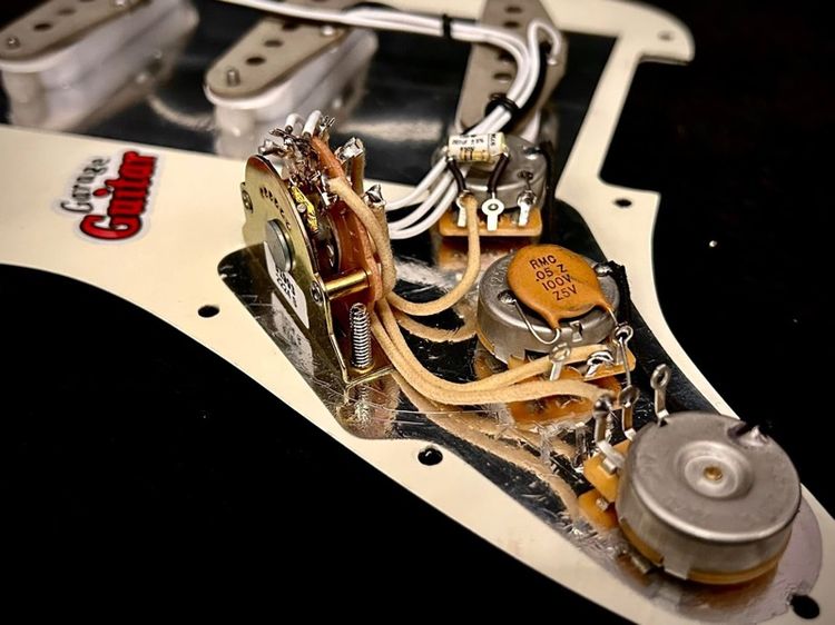 Custom strat relic guitar รูปที่ 10