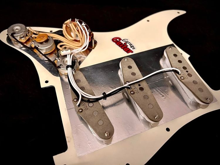 Custom strat relic guitar รูปที่ 8
