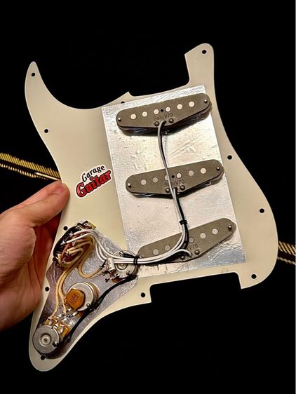 Custom strat relic guitar รูปที่ 7