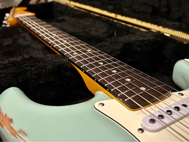 Custom strat relic guitar รูปที่ 2