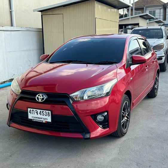 Toyota Yaris 2014 1.2 E Sedan เบนซิน ไม่ติดแก๊ส เกียร์อัตโนมัติ แดง รูปที่ 3