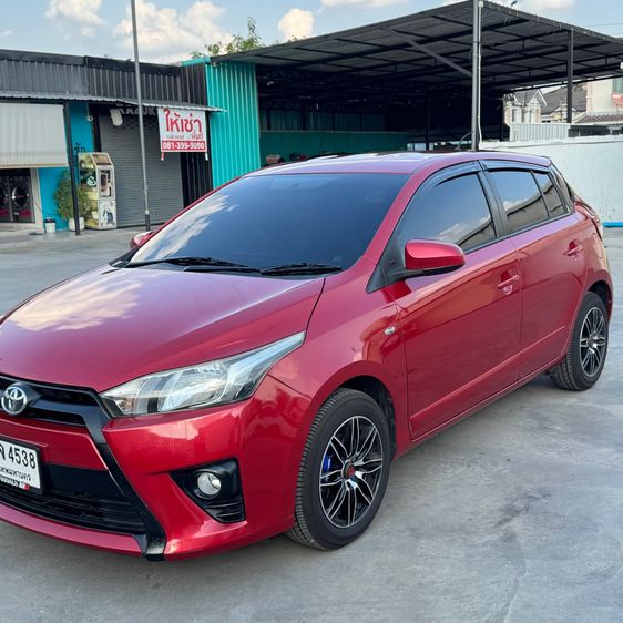 Toyota Yaris 2014 1.2 E Sedan เบนซิน ไม่ติดแก๊ส เกียร์อัตโนมัติ แดง รูปที่ 4