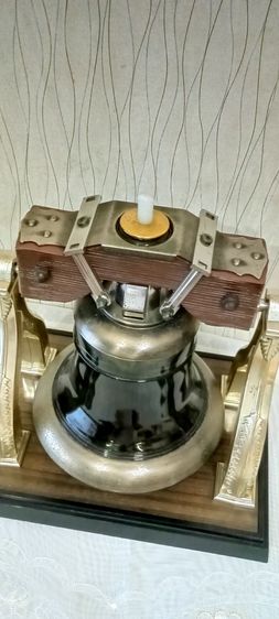 ขวดเหล่าเปล่าวินเทจงานต่างประเทศรูประฆัง ไขลานมีเสียงดนตรี รูปที่ 4