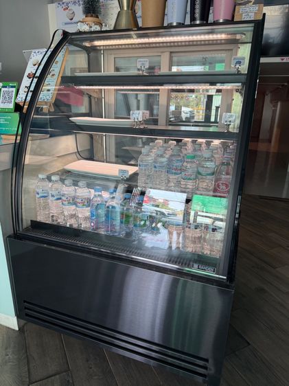 ตู้เบเกอรี่ SANDEN ทรงโค้ง บานสไลด์