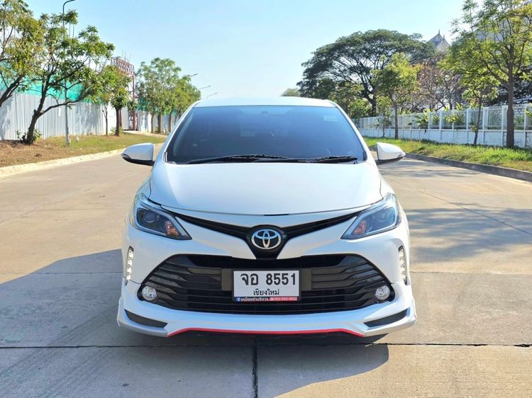รถ Toyota Vios 1.5 E สี ขาว
