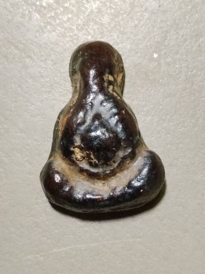 พระปิดตาหลวงพ่อยิ้มวัดหนองบัวเนื้อผงคลุกรัก 