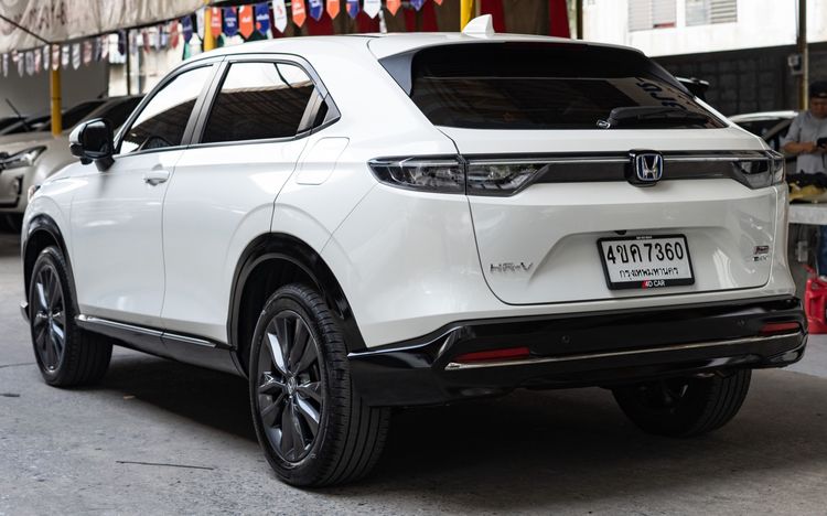 Honda HR-V 2023 1.5 e:HEV RS Utility-car ไฮบริด ไม่ติดแก๊ส เกียร์อัตโนมัติ ขาว รูปที่ 3