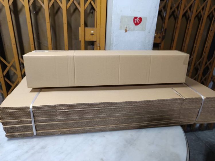 กล่องพัสดุยังไม่ได้ใช้ 