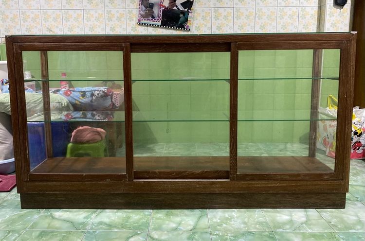 ตู้ไม้สัก