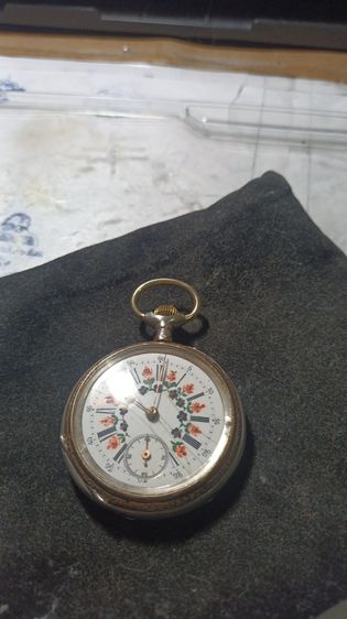 นาฬิกายุโรปไขลานหน้ากระเบื้องเเงินขอยทองชมพู