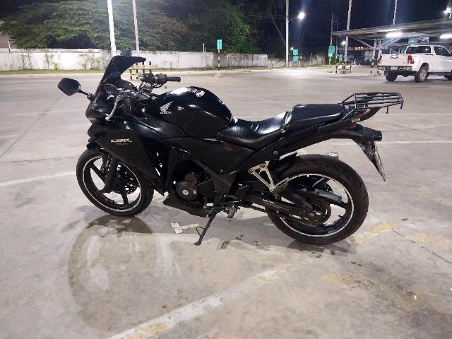 ขาย CBR 250 ราคา 18,500 บาท เอกสารชุดโอนครบ ภาษี 68 ขี่ใช้งานได้ปกติ 140 มีให้เห็น รถอยู่จังหวัดอุทัยธานีสนใจสอบถามได้ค่ะ รูปที่ 3
