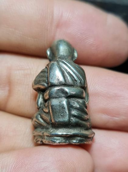 รูปหล่อหลวงปู่สุข ธมโชโต  เนื้อสัมฤทธิ์ รุ่นแรก ออกวัดหนองติม รูปที่ 6