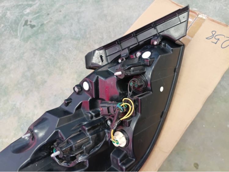 ไฟท้ายขวา mg5 รูปที่ 9