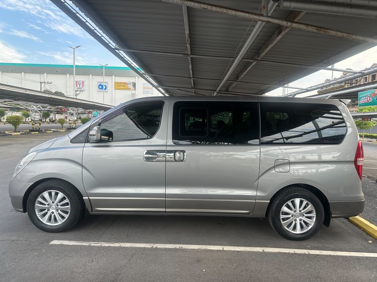Hyundai H-1  2012 2.5 Maesto Deluxe Van ดีเซล ไม่ติดแก๊ส เกียร์อัตโนมัติ เทา รูปที่ 4