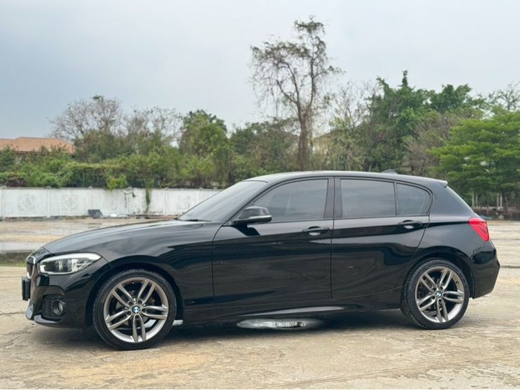 BMW Series 1 2016 118i Sedan เบนซิน ไม่ติดแก๊ส เกียร์อัตโนมัติ ดำ รูปที่ 3