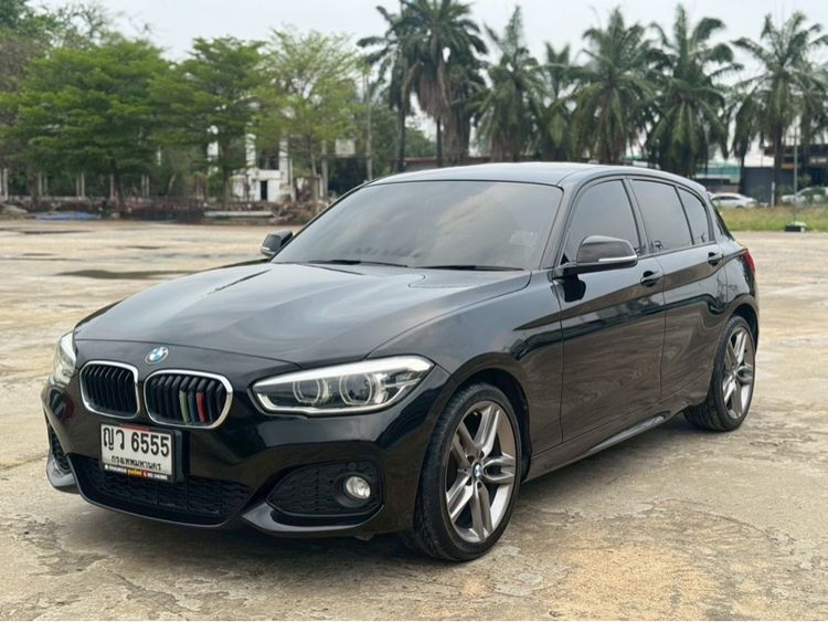 BMW Series 1 2016 118i Sedan เบนซิน ไม่ติดแก๊ส เกียร์อัตโนมัติ ดำ รูปที่ 2