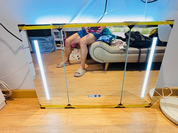 กระจกส่องหน้าพร้อมที่วางของใช้ รูปที่ 2