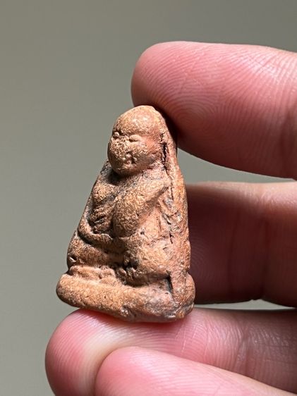 หลวงพ่อเงินเนื้อดินเผา รูปที่ 6