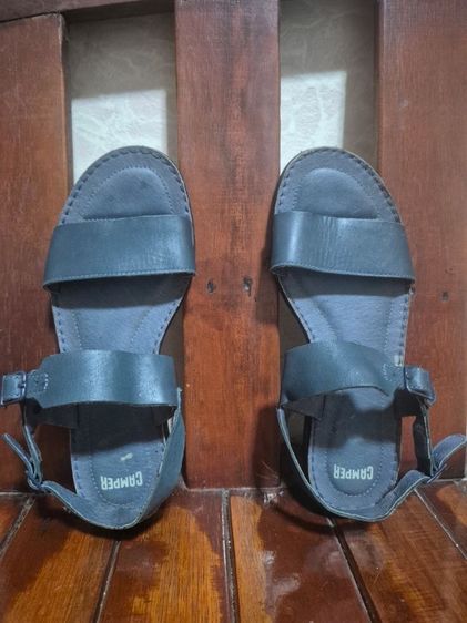 Camper เบอร์ 37 สภาพดี ไม่มีขาด ไม่เคยซ่อม ราคา 650 บาท รวมส่งค่ะ