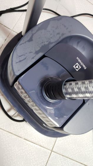 ขาย  อีเลคโทรลักซ์ เตารีดถนอมผ้าไอน้ำ UltimateCare 300 รุ่น E3GS1-13MN 1800 วัตต์ รูปที่ 2