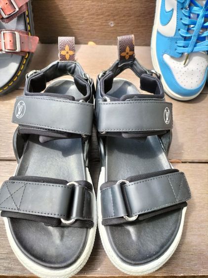 ขายรองเท้าLouis Vuitton Archlight 1.0 Beach Sandals Women's Black

 รูปที่ 2