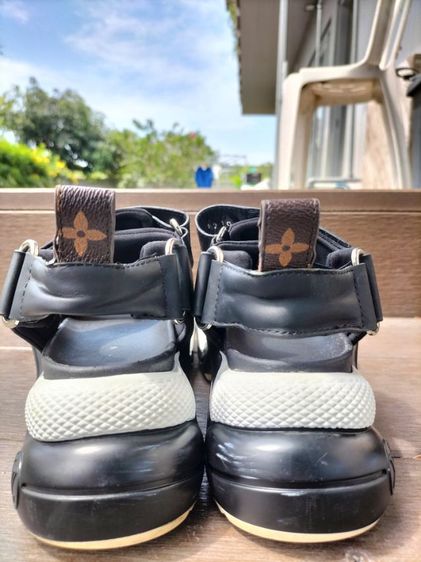 ขายรองเท้าLouis Vuitton Archlight 1.0 Beach Sandals Women's Black

 รูปที่ 4