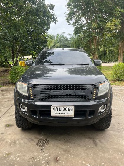 รถ Ford Ranger 2.2 Hi-Rider XLT สี ดำ
