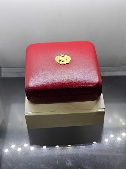 เหรียญหลวงพ่อเงิน หลัง พระครูพิบูลธรรมเวท (หลวงพ่อเปรื่อง) เนื้อเงินขัดเงา วัดบางคลาน ปี2541 พร้อมกล่องหนัง รูปที่ 6