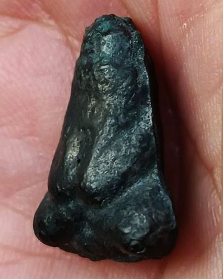 ปิดตาหลังยันต์ เนื้อเมฆพัด พระบ้านเก่าเก็บหลายสิบปีไม่ทราบเกจิ ขนาดสูง 2 ซ.ม. รูปที่ 2