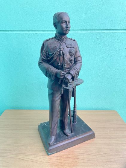 รูปปั้น เสด็จพ่อ ร.5 ทองเหลือง เก่าสะสม รูปที่ 8