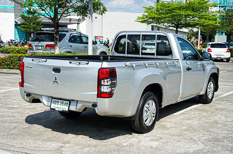 Mitsubishi Triton 2022 2.5 GL Pickup ดีเซล ไม่ติดแก๊ส เกียร์ธรรมดา เทา รูปที่ 4