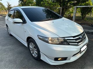 HONDA CITY ปี 13 ชุดแต่ง MODULO รุ่น V TOP เครื่อง I-VTEC 1.5 เกียร์ AUTO AIR BAG สีขาวเดิม บ้อดี้น็อตไม่ขยับไม่มีชนคานหน้าหลังเดิม