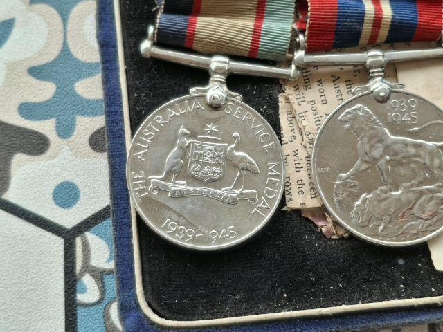 เหรียญสงครามโลกครั้งที่ 2 ครบชุด  รูปที่ 4