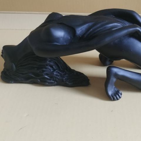 ตุ๊กตาเรซิน ตกแต่งตั้งโชว์ สไตล์ โยคะเปลือย