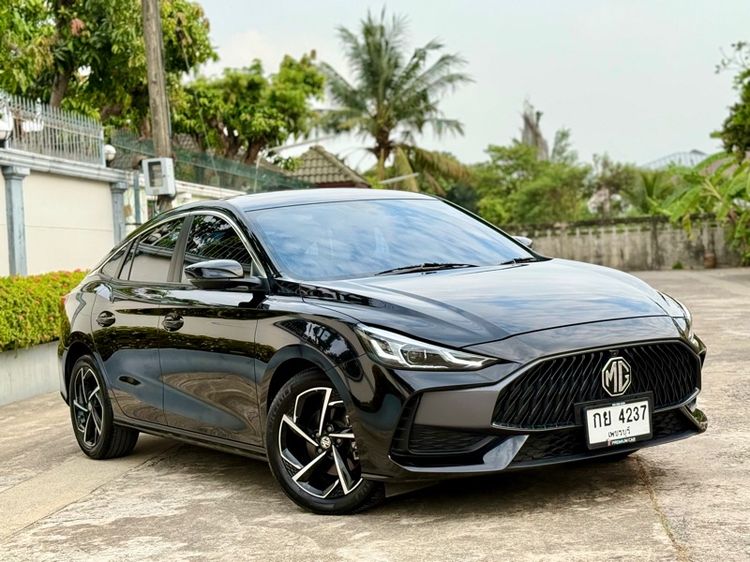 รถ MG MG5 1.5 X สี ดำ