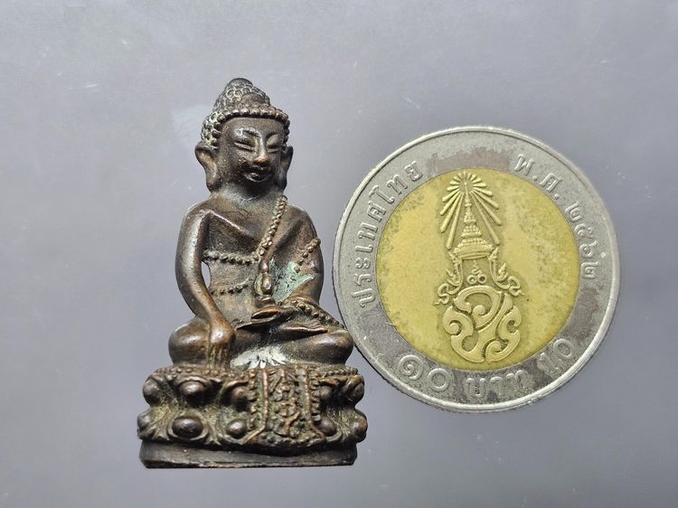 พระกริ่งคุ้มเกล้า (กริ่งศิรากาศ หน้าจีน ก้นถ้วย) เนื้อนวะโลหะ หายาก พ.ศ.2524 พร้อมกล่อง หายาก รูปที่ 6