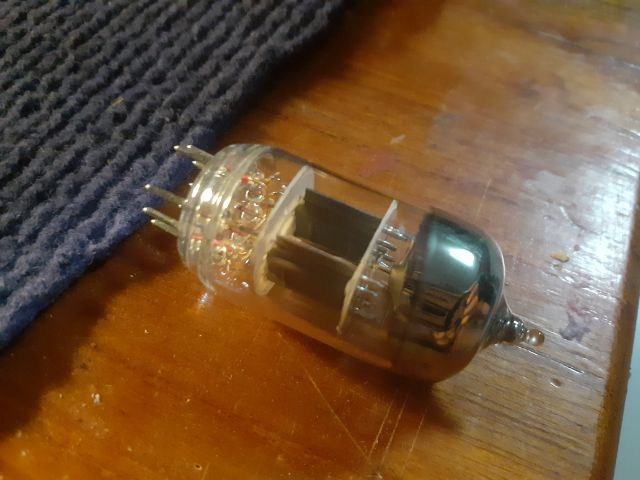 หลอดสูญญากาศVOX รูปที่ 3