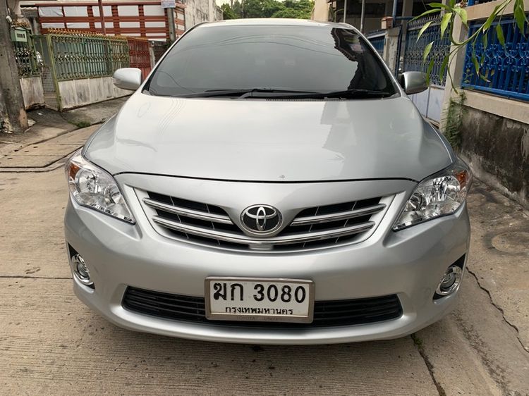 รถ Toyota Altis 1.6 E CNG สี บรอนซ์เงิน