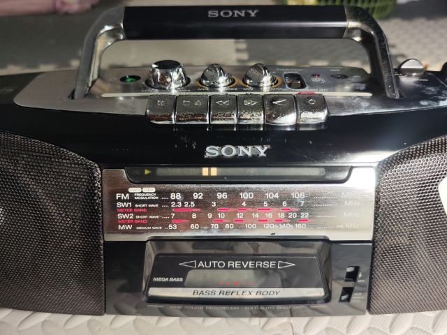 วิทยุเทป sony ระบบเล่นเทป auto ใช้งานได้ปกติกับเทปเองได้ รูปที่ 2
